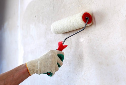 Отделка стен гипсовым декоративным кирпичом: подготовка и укладка